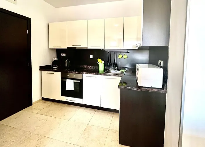 Patrick's - Garden Of Eden - Sea View